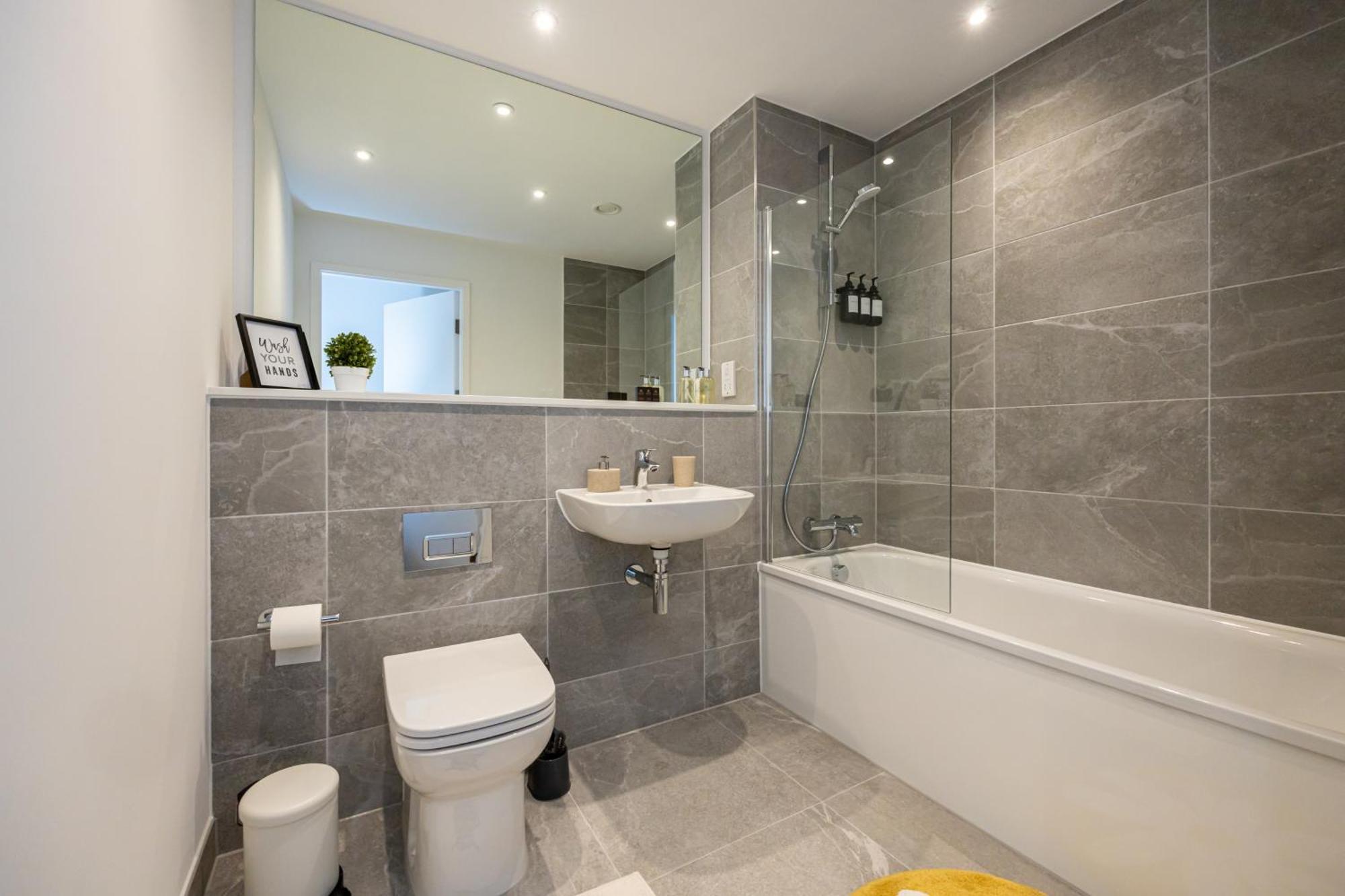 City Center Ultra-Luxe 2Bed Villa Amalfi Manchester Buitenkant foto